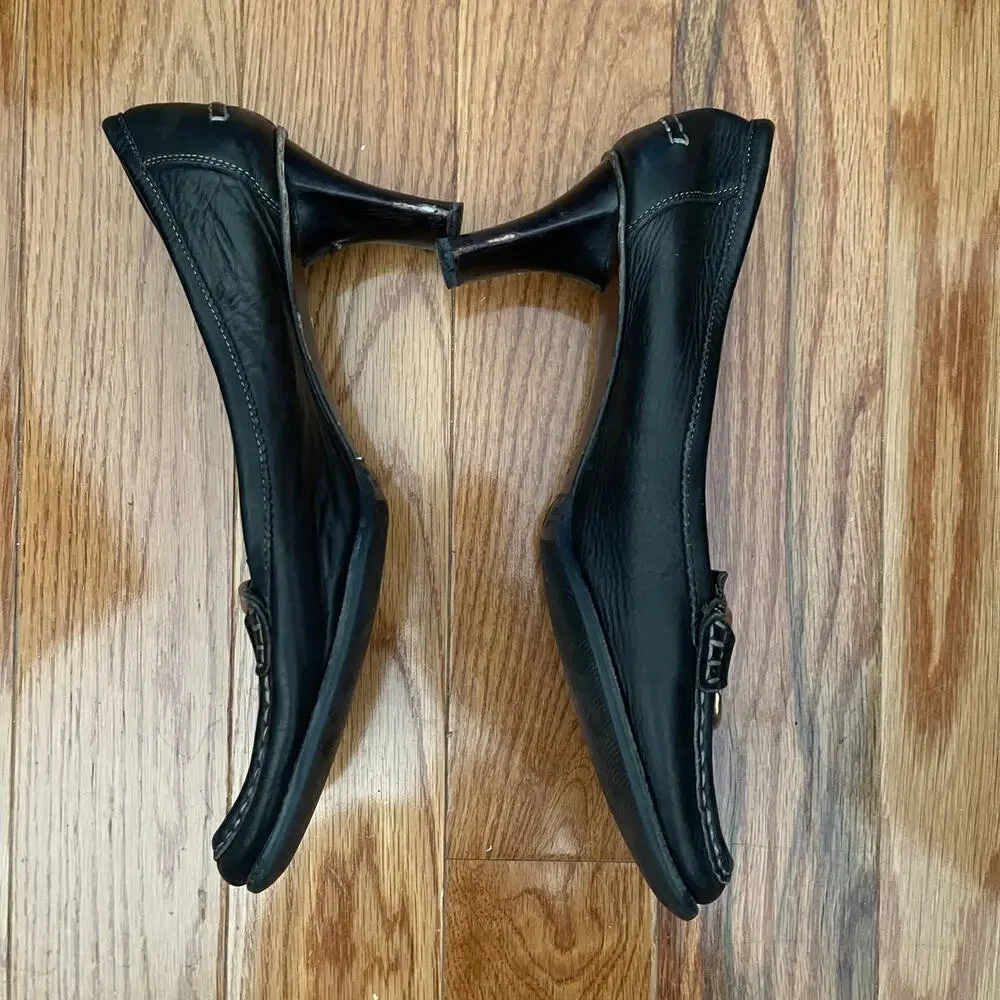 Goffredo Fantini Leather Pumps Black Contrast Stitch Brass Hardware EU 39 US 9